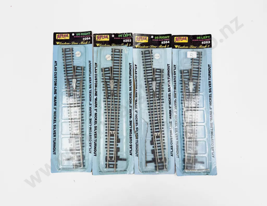 Altas HO 12 As New Long Length Track Pieces with Packeted Left and Right Turnouts x2sets Image 1++