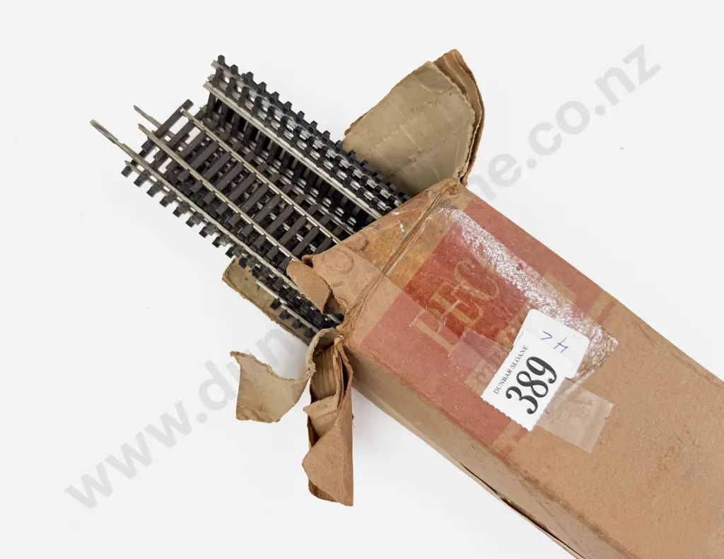 Peco Streamline As New 14 Long Length Track Pieces with Thin Steel Rods and Plastic Piping Image 1++