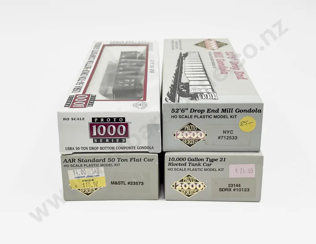 Life-Like Proto 2000 Series HO Four Rolling Stock Wagons Image 1++