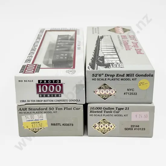 Life-Like Proto 2000 Series HO Four Rolling Stock Wagons