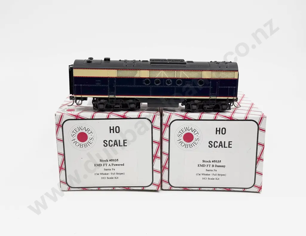 Stewart Hobbies HO EMD FT A & B Powered & Dummy x2 Diesel Santa Fe Locomotive Image 1++