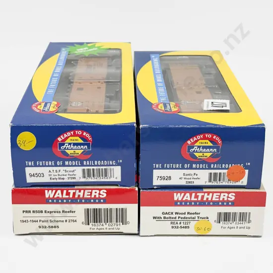 Walthers and Athearn HO Four Rolling Stock Box Cars