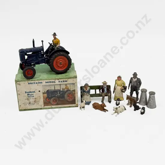 Boxed Britains Model Farm No128F Fordson Major Tractor with Small Qty Farm Figures (12)