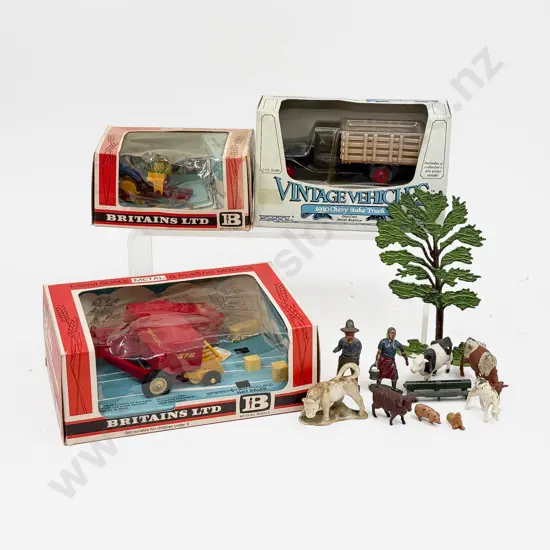 Britains Boxed Farm Implements 9556 Hay Bailer 9552 Transplanter
