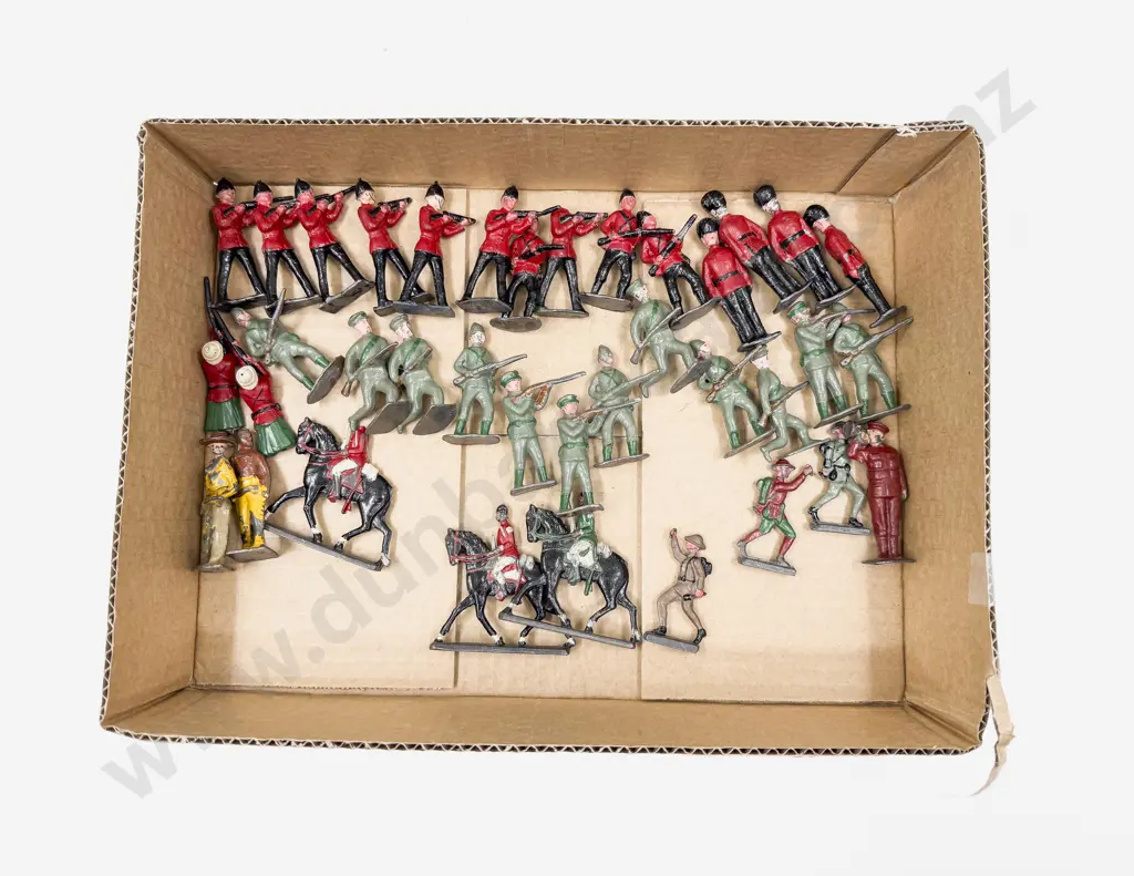 Collection Early C20th Diecast Soldiers Image 1++