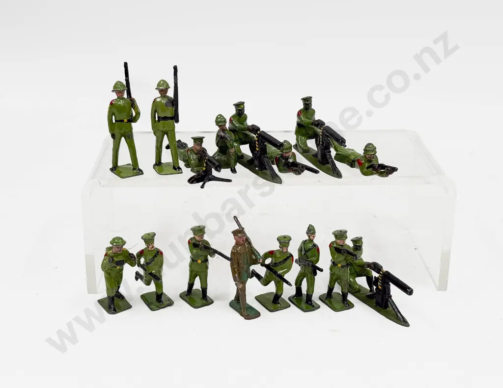 Mixed Britains and J Hill & Co WWI Infantry (16) repainted Image 1++
