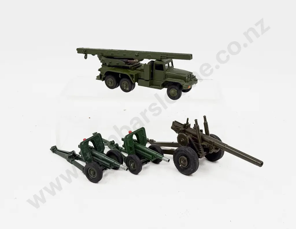 Unboxed Dinky (665) Rocket Launcher (no rocket) with Three Guns Image 1++