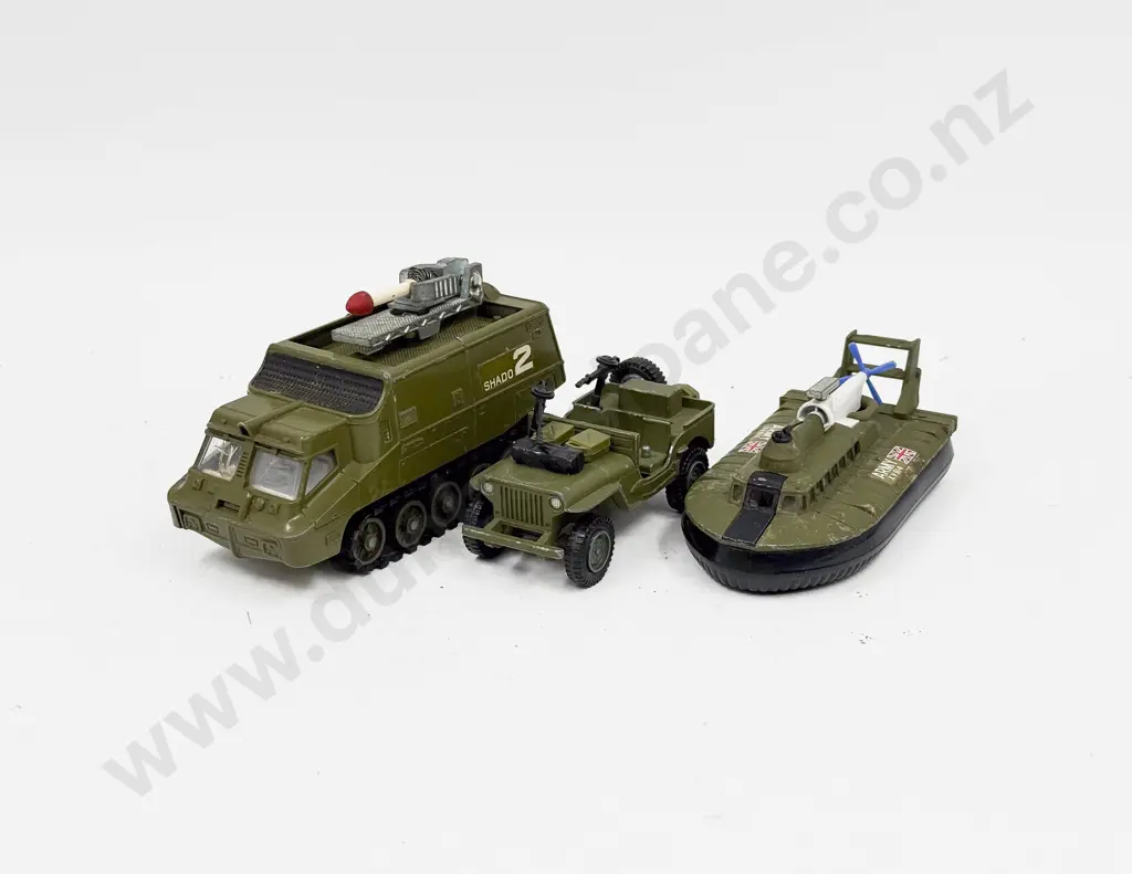 Dinky Unboxed 353 Shado 2 Mobile - 612 US Jeep and 290 SRN6 Hovercraft Image 1++