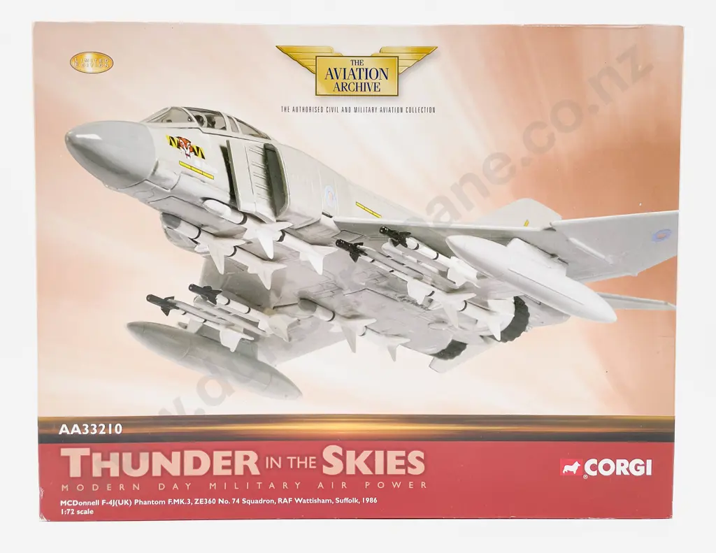 Boxed Corgi Aviation Archive AA33210 Thunder in the Skies McDonnell Phantom F-4J F.MK.3 ZE360 74 Sqn 1986 Image 1++