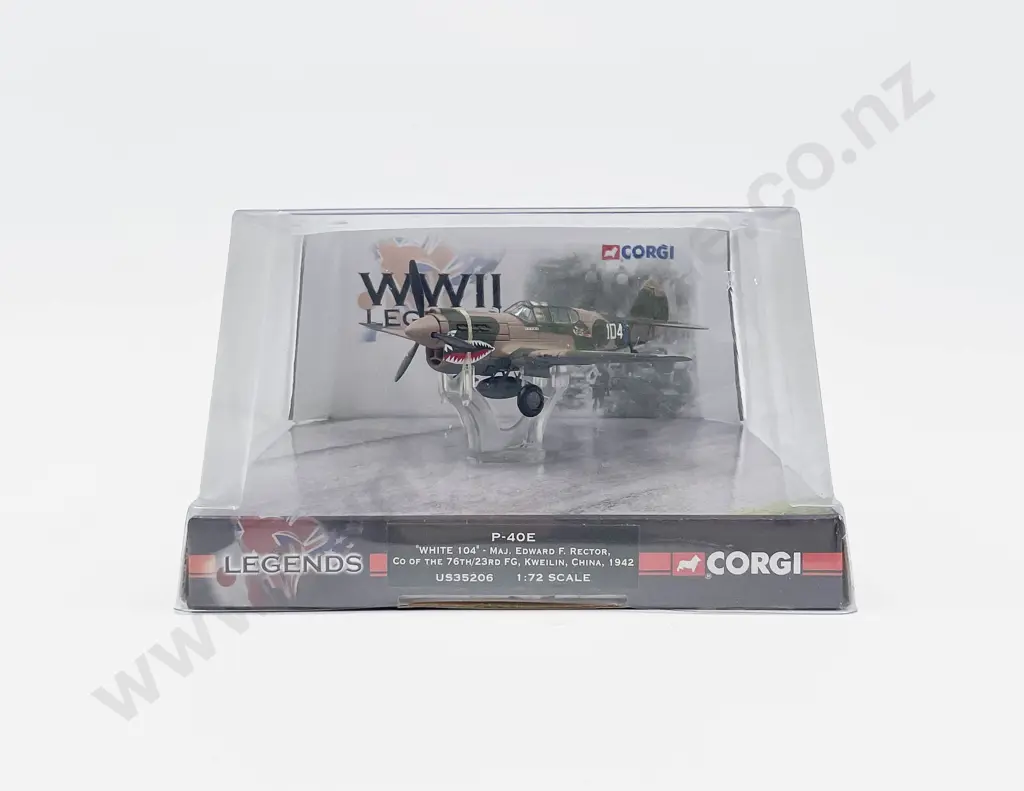 Boxed Corgi US35206 WWII Legends P-40E 'White 104' Major Edward Rector Image 1++