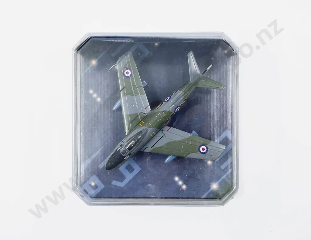 Boxed Corgi AA35805 Modern Fighter Legends Canadair CL-13A Sabre Mk.4 Royal Air Force XB812/U No93 Squadron Image 1++
