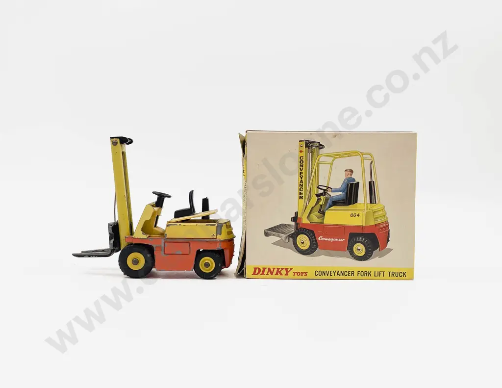 Dinky Boxed 404 Conveyancer Fork Lift Truck - playworn Image 1++