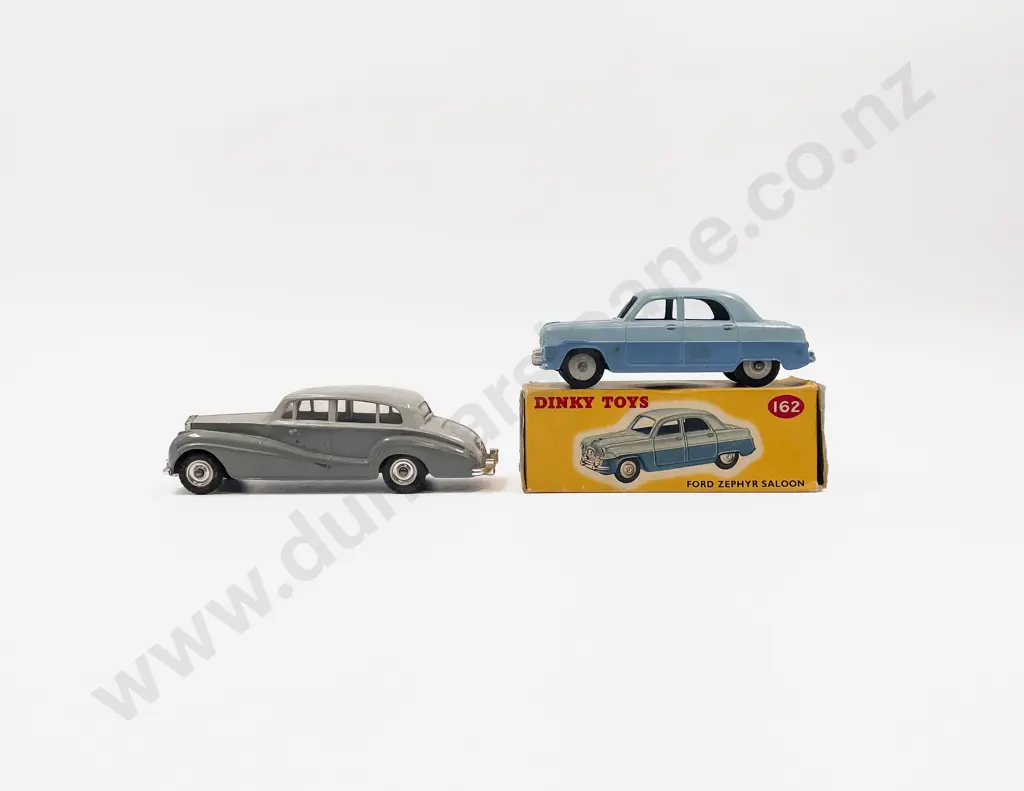Boxed Dinky 162 Ford Zephyr Saloon & Unboxed 150 Rolls-Royce Silver Wraith with some play wear Image 1++
