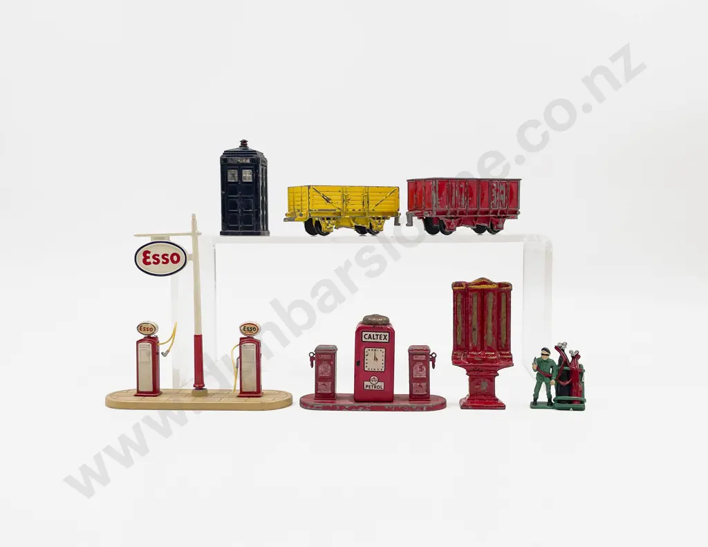 Dinky Two Train Open Goods Wagons with Police Box Ticketing Stand and Two Petrol Stands Image 1++