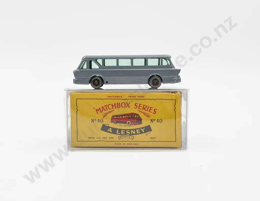 Matchbox A Lesney Box No40 Long Distance Coach Image 1++