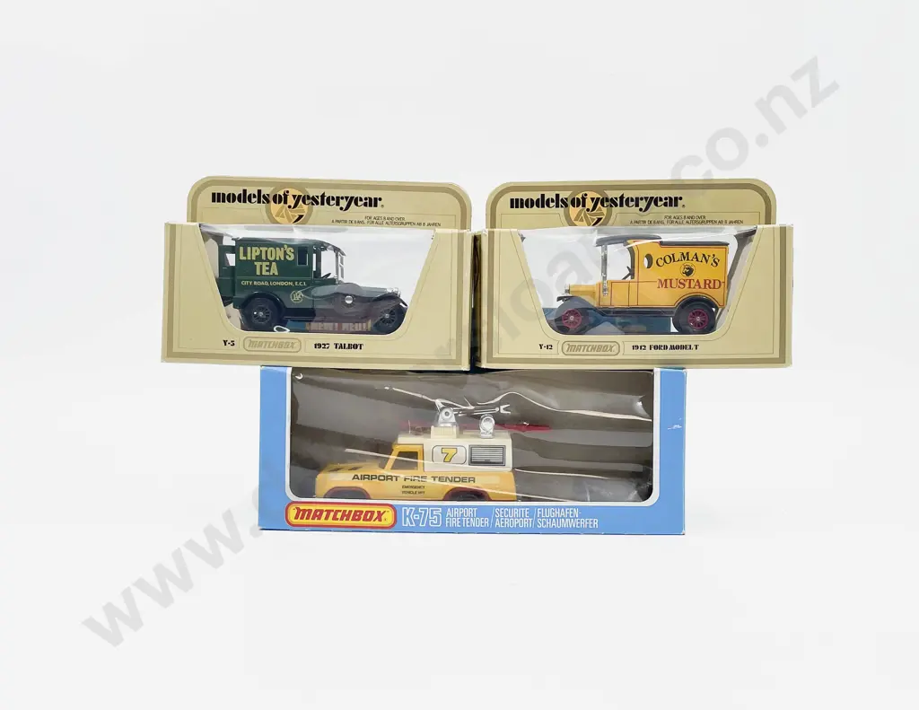 Matchbox Boxed Super King K-75 Airport Tender and Two Yesteryear Models Image 1++