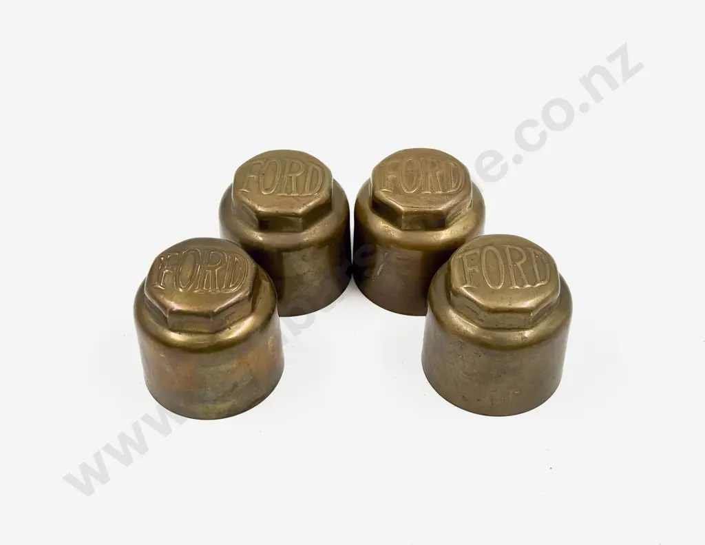 Set Four Model T Ford (1913-1916) New Brass Hub Caps Image 1++