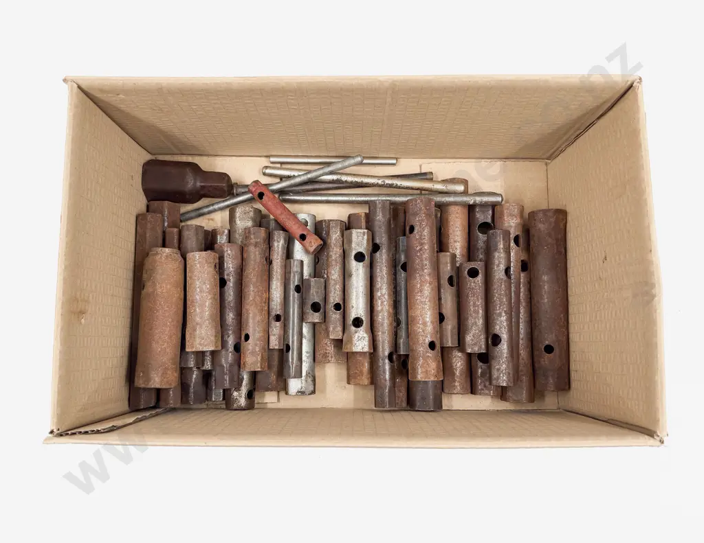 Large Qty Assorted Size Vintage Box Spanners Image 1++