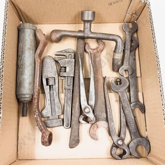 Qty Mixed Vintage Automobile and Other Tools