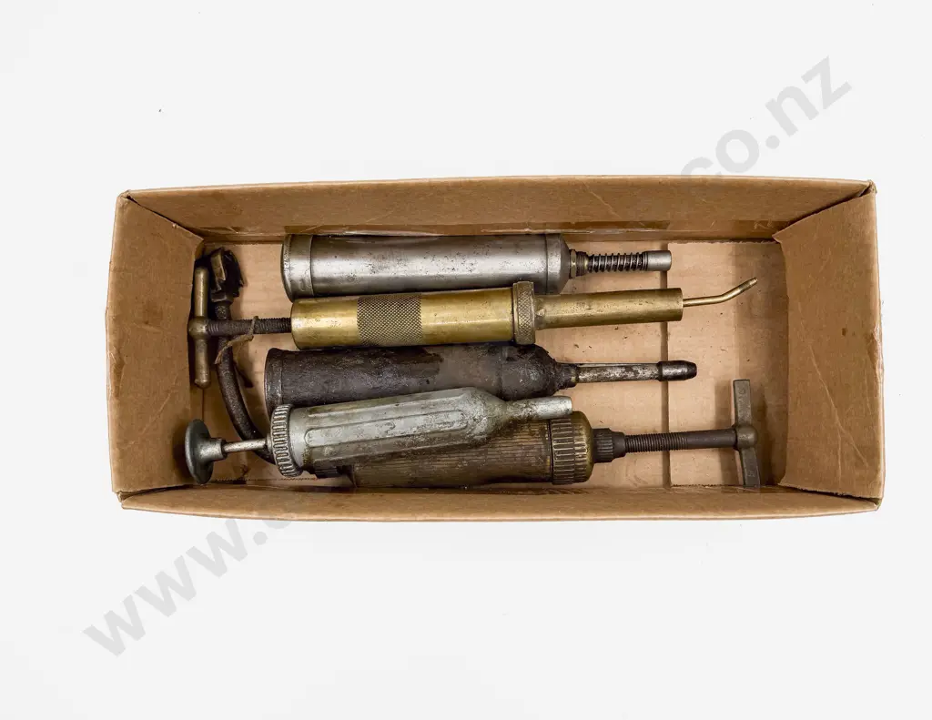 Five Various Manufacture Vintage Grease Guns Image 1++