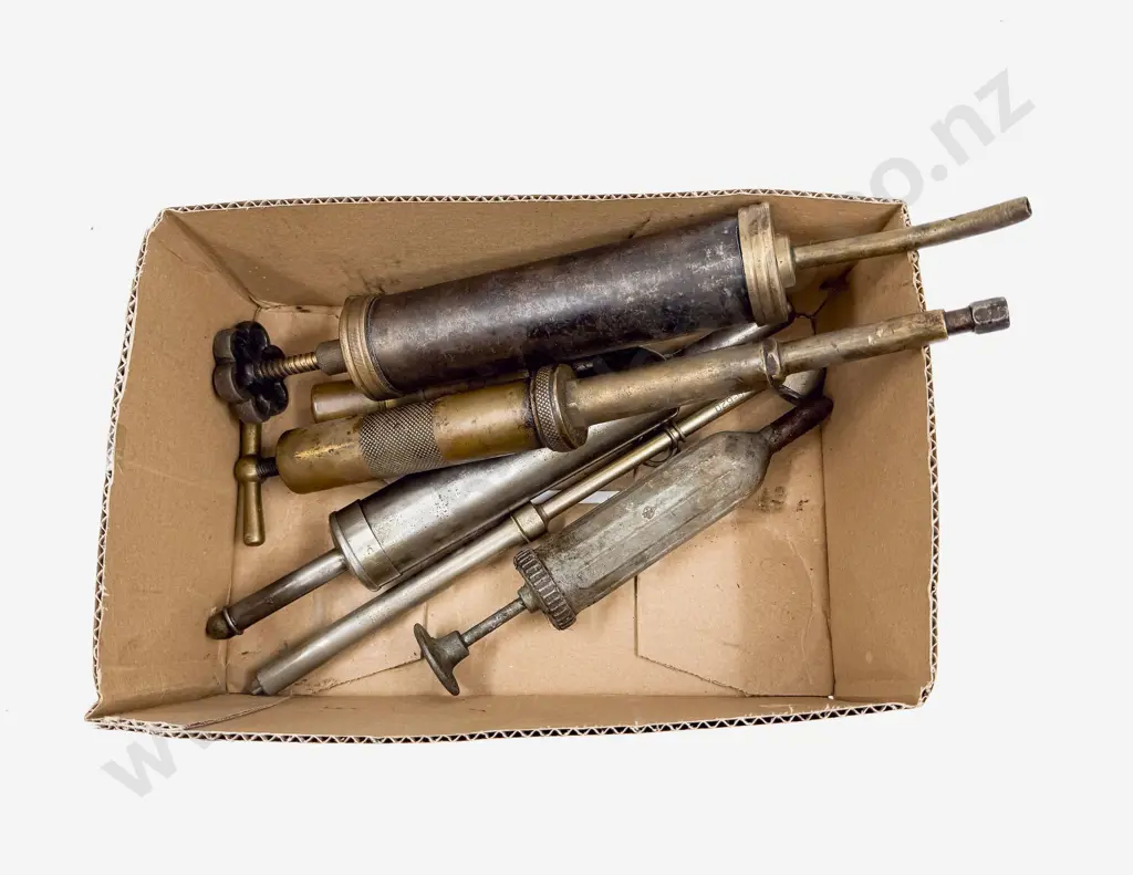 Five Various Manufacture Vintage Grease Guns Image 1++