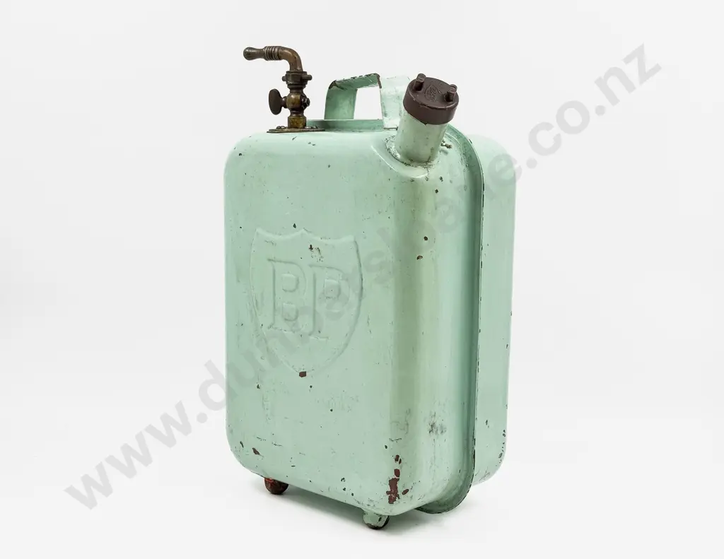 BP Ltd Wellington Petrol Can with Lesco Brass Cap and Brass Fitting Image 1++