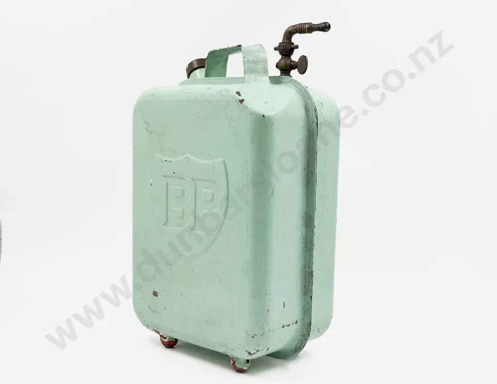BP Ltd Wellington Petrol Can with Lesco Brass Cap and Brass Fitting Image 1++
