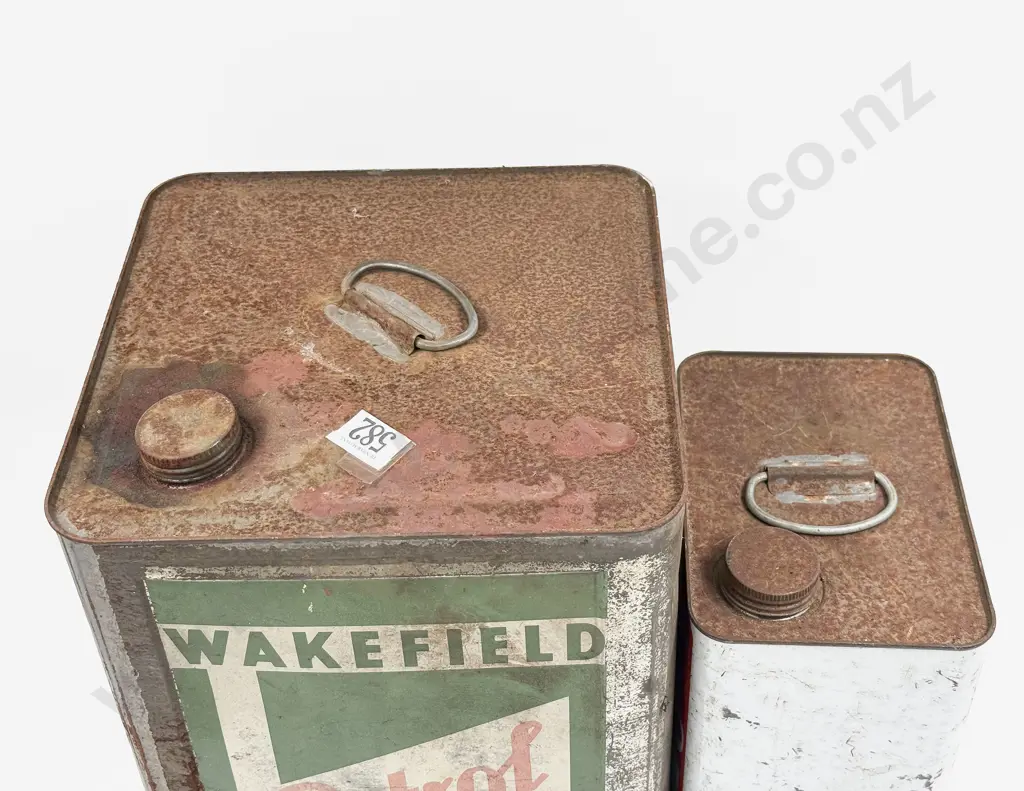 Castrol Wakefield Motor Oil and BP Oil Prints Tin Cans Image 1++