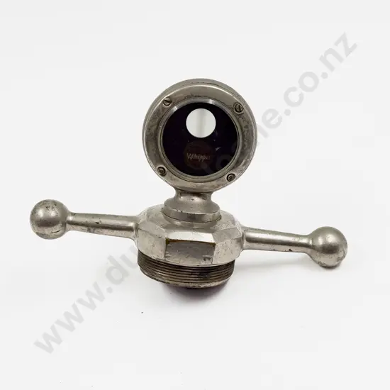 Moto Meter Overland Whippet on 'Dog Bone' Radiator Cap