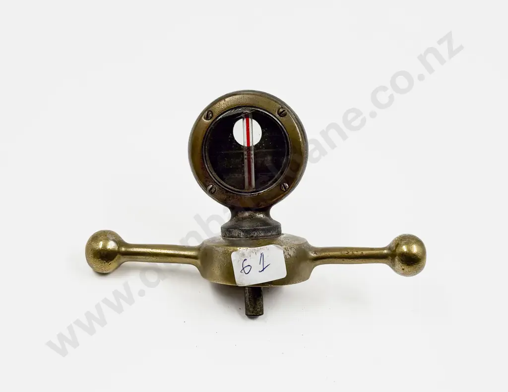 Boyce Moto Meter Star Monogram on 'Dog Bone' Radiator Cap Image 1++