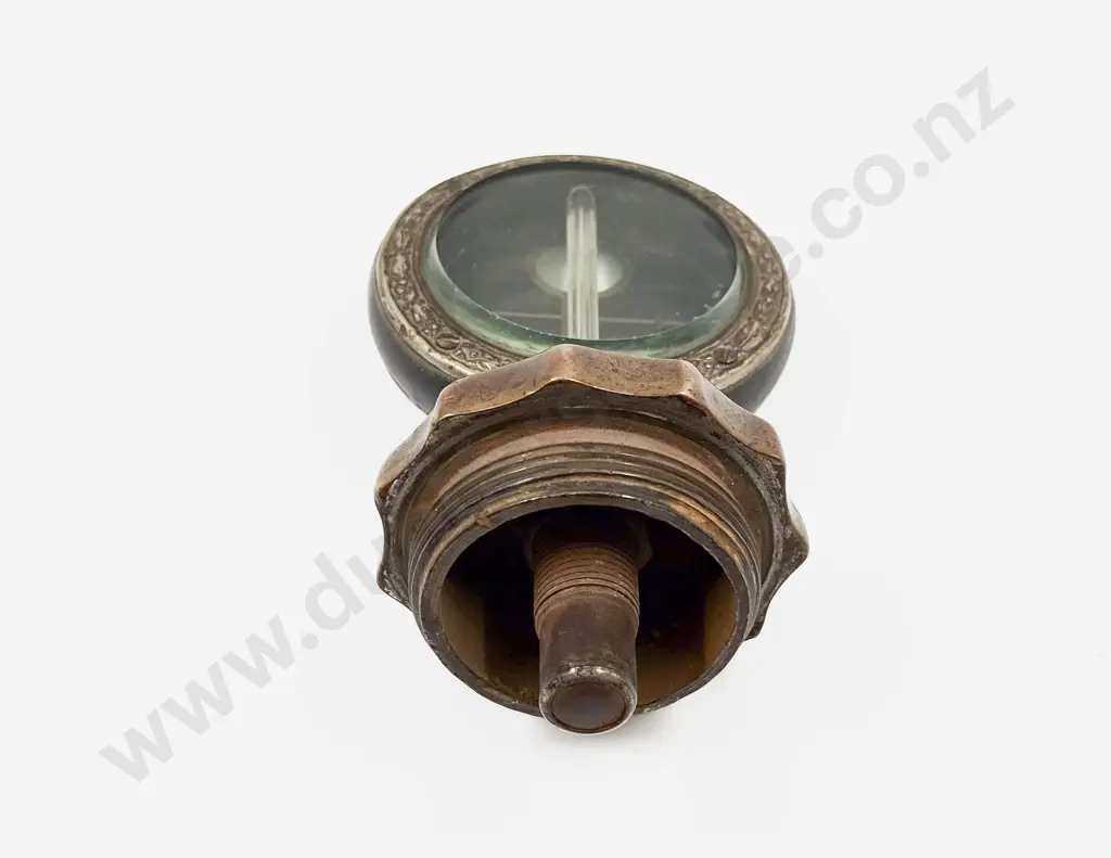 Boyce Moto Meter Universal Model on Radiator Cap Image 1++