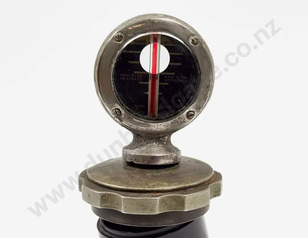 Boyce Moto Meter Midget Model on Radiator Cap Image 1++