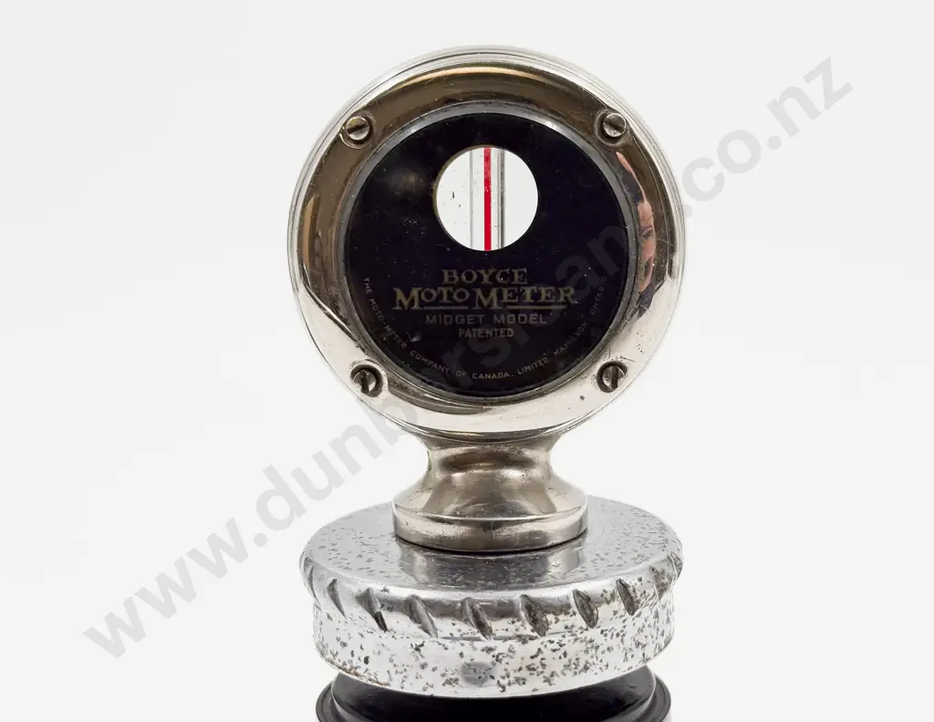 Boyce Moto Meter Midget Model on Radiator Cap Image 1++