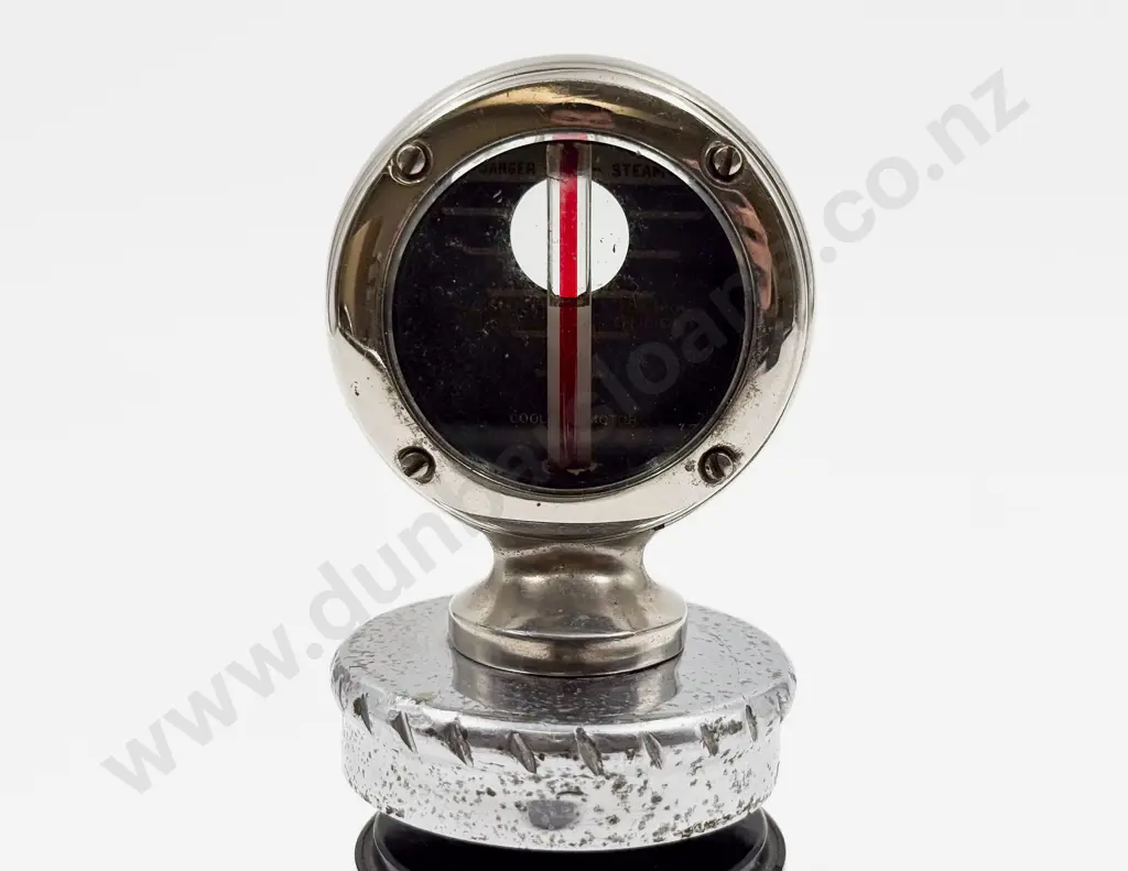 Boyce Moto Meter Midget Model on Radiator Cap Image 1++