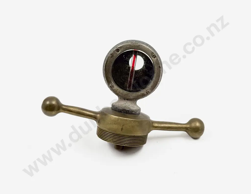 Boyce Moto Meter Midget Model on 'Dog Bone' Radiator Cap Image 1++