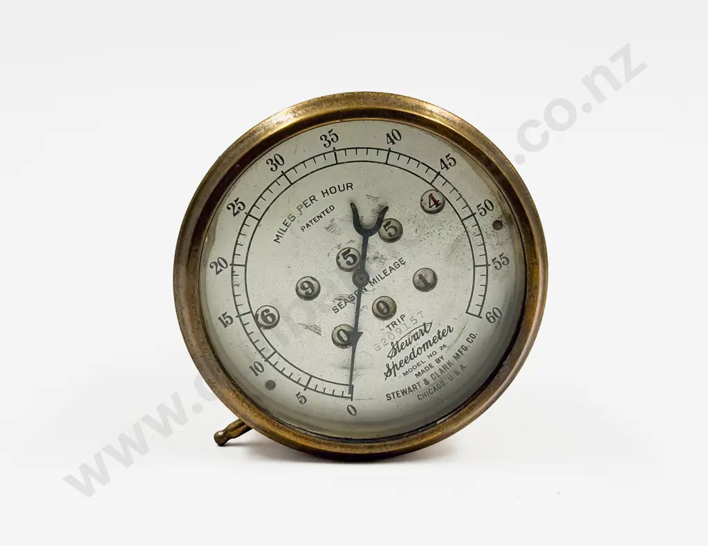 Brass Cased Stewart Speedometer Image 1++