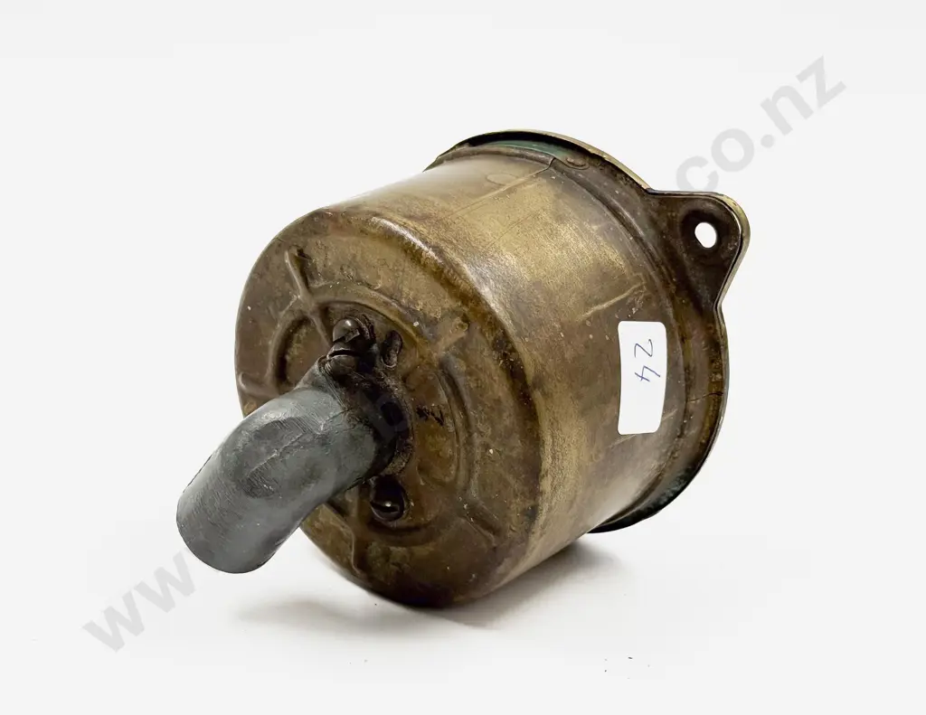 Stewart Warmer RPM Gauge Image 1++