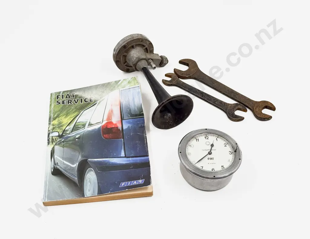 Fiat  Metron Torino 4 Day Dashboard Clock Image 1++