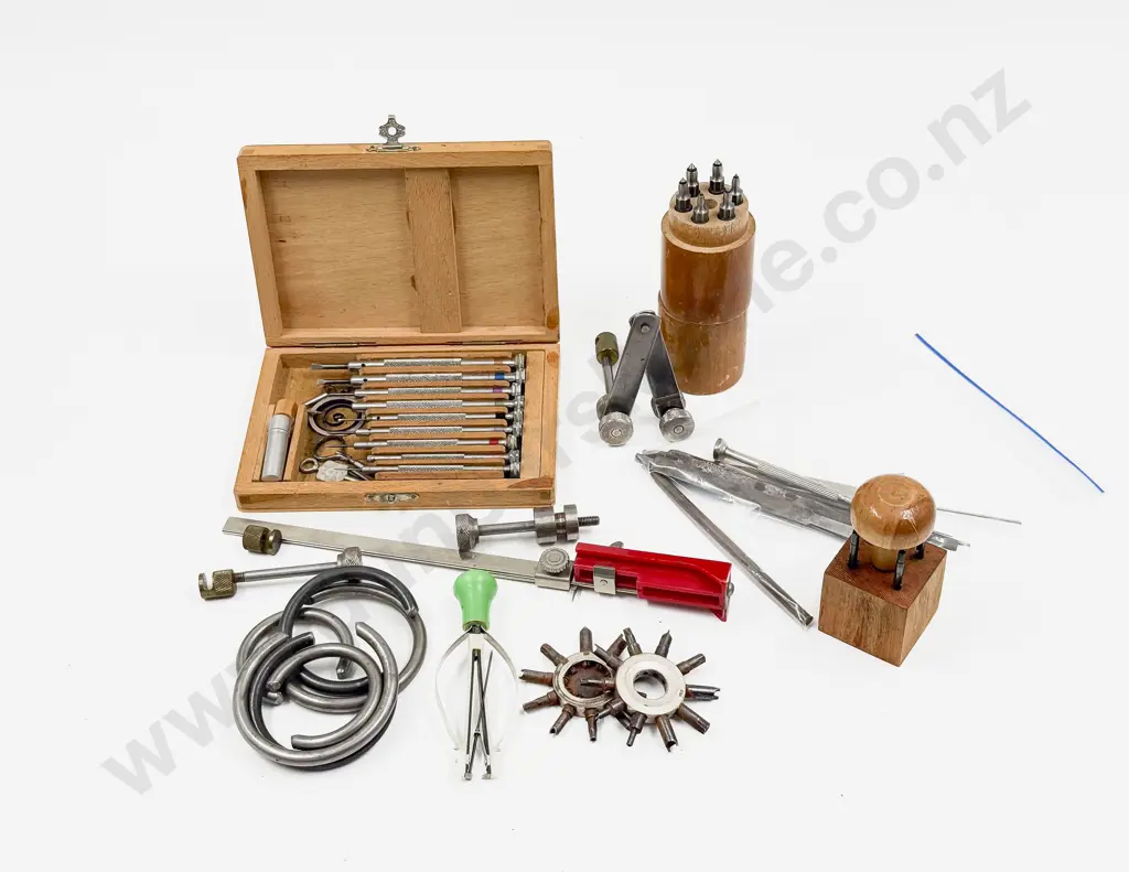 Small Collection Precision Hand Tools Image 1++