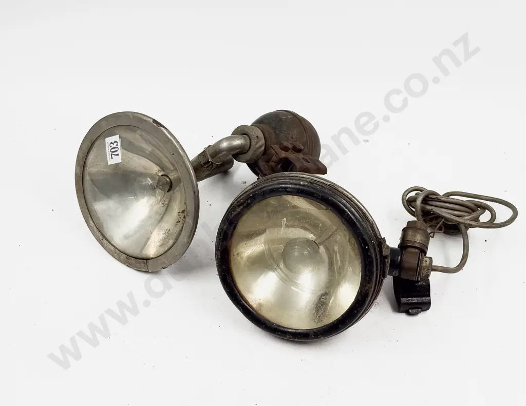SM Lamp Co USA Electric and Anderson USA Electric Search Lights Image 1++