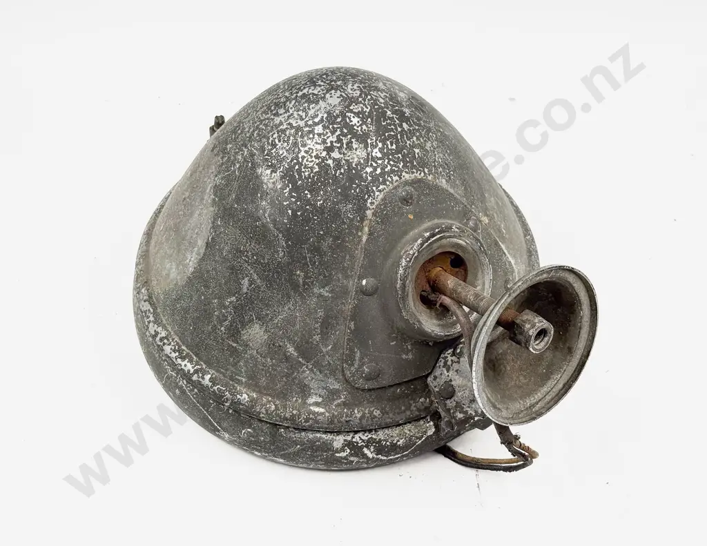 Vintage Lucas P100 Headlamp Image 1++