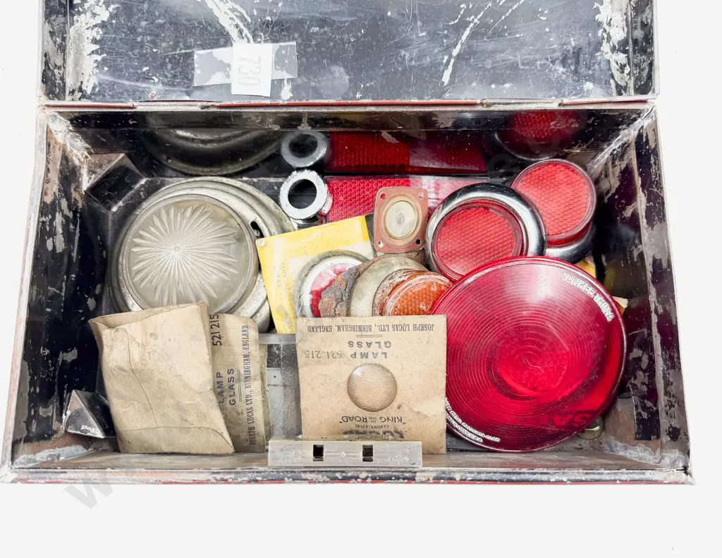 Qty Assorted Lamp Glass and Tail Lights Image 1++