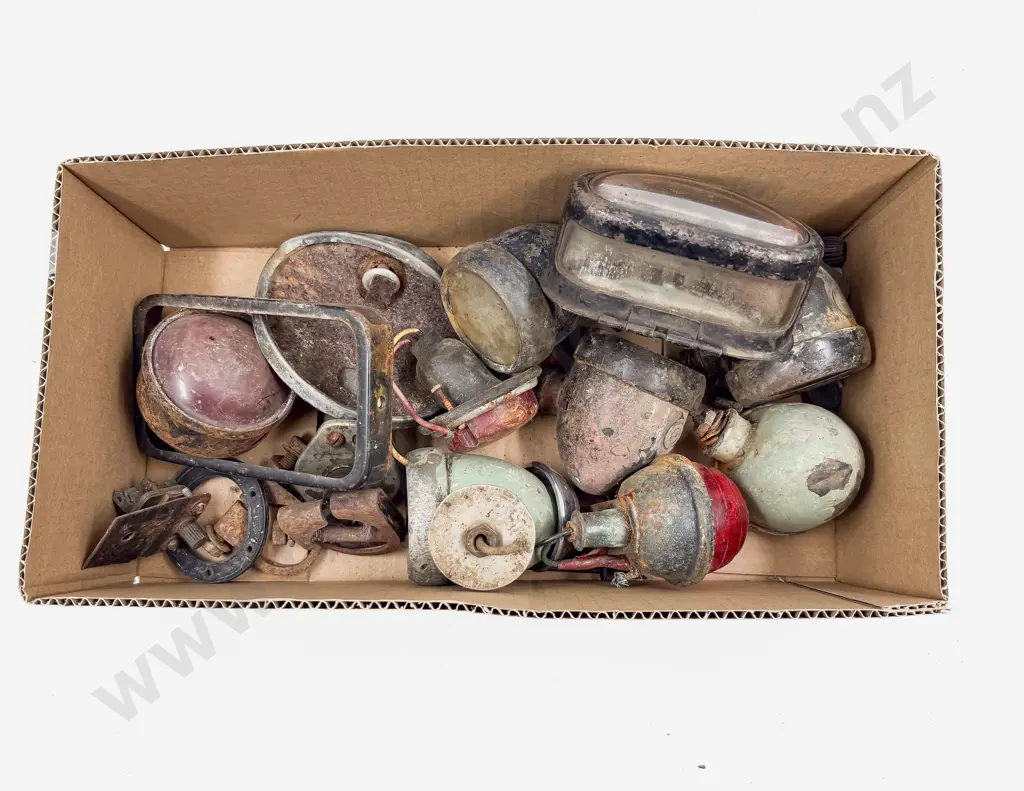 Qty Assorted Vintage Side and Tail Lights suitable for repair and or parts Image 1++