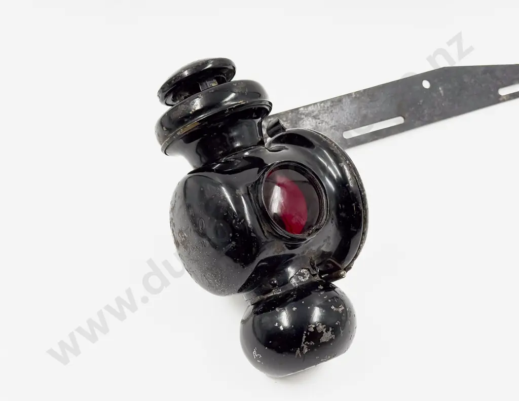 Model T Ford - Ford-O Brown Kerosene Lamp with Mounting Bracket Image 1++