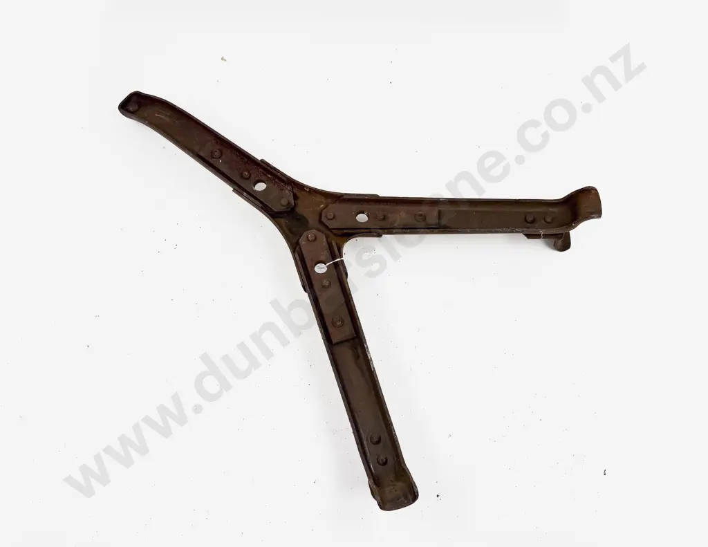 Vintage Ford Model T Spare Tire Carrier 'Y' Bracket Image 1++