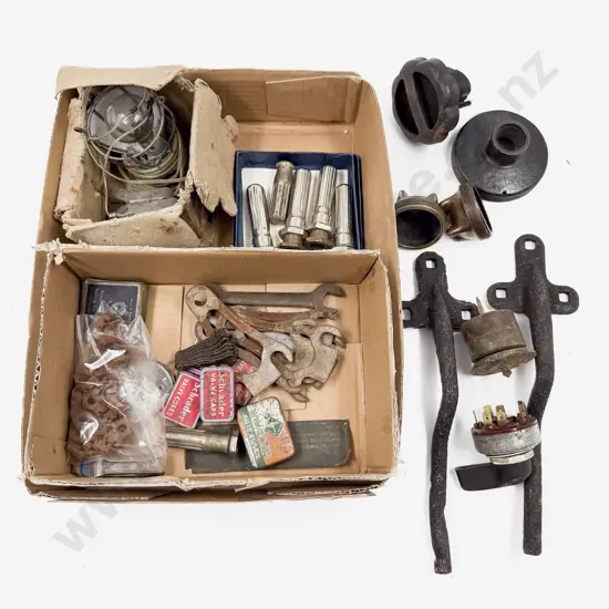 Part Boxed Briticent 'Baby Gripper' Handlamp with Assorted Automobile Bits