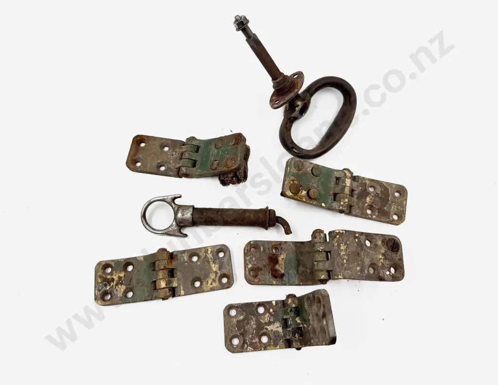 Single Antique Door Pull Handle with Five Heavy Brass Hinges Image 1++