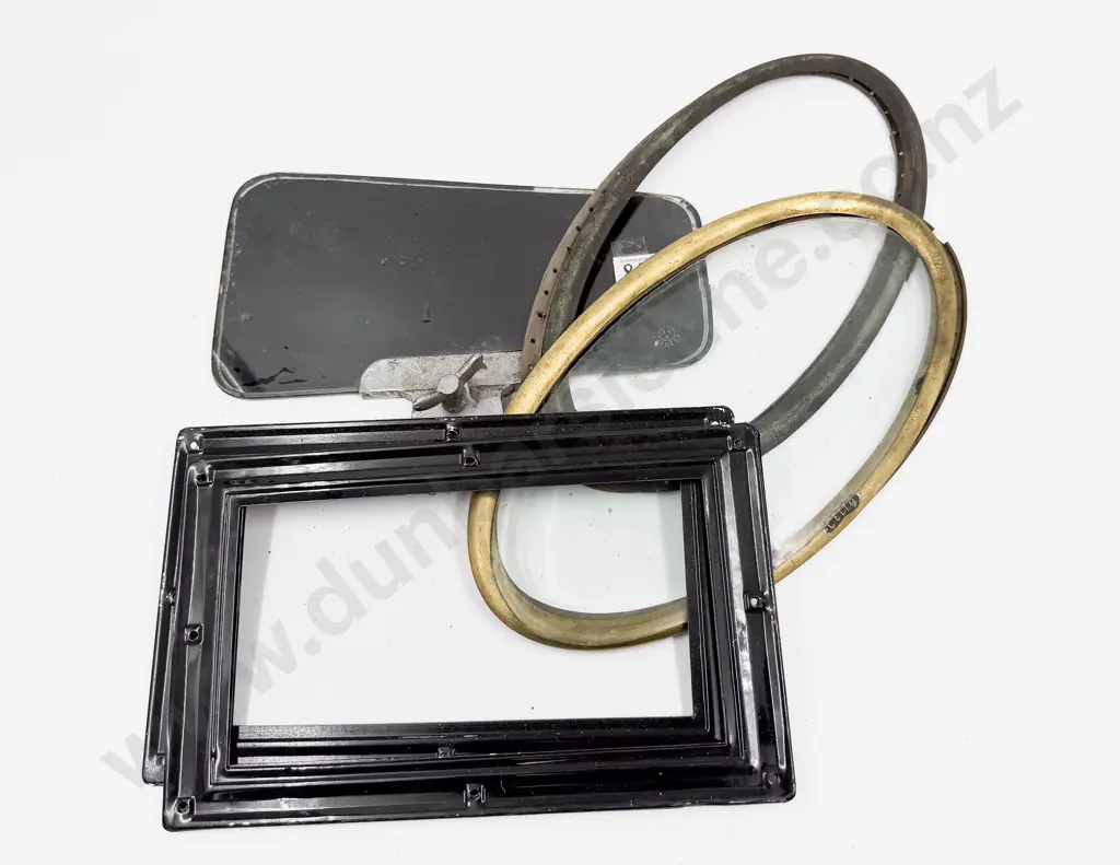 Metro Charles Dye Co Metal Brass Mounted Hose Pump with Brass and Chrome Various Fittings Image 1++