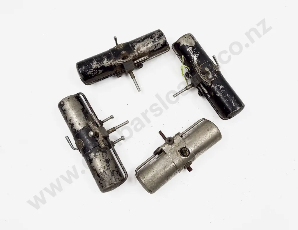 Four Vintage Lucas Vacuum Windscreen Wiper Motors Image 1++