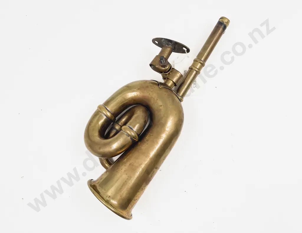 Vintage All Brass Car Horn Image 1++